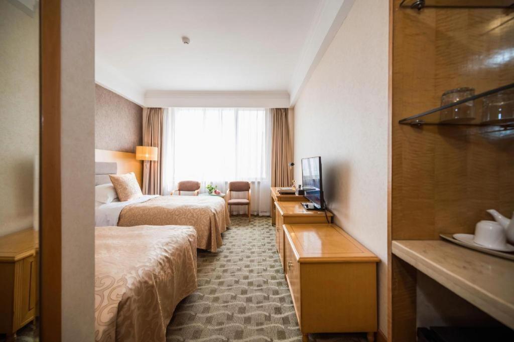 Qingdao Royal Garden Hotel Esterno foto