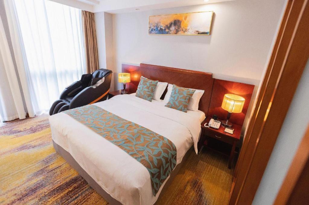 Qingdao Royal Garden Hotel Esterno foto