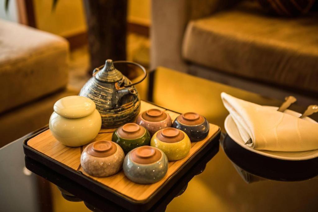 Qingdao Royal Garden Hotel Esterno foto